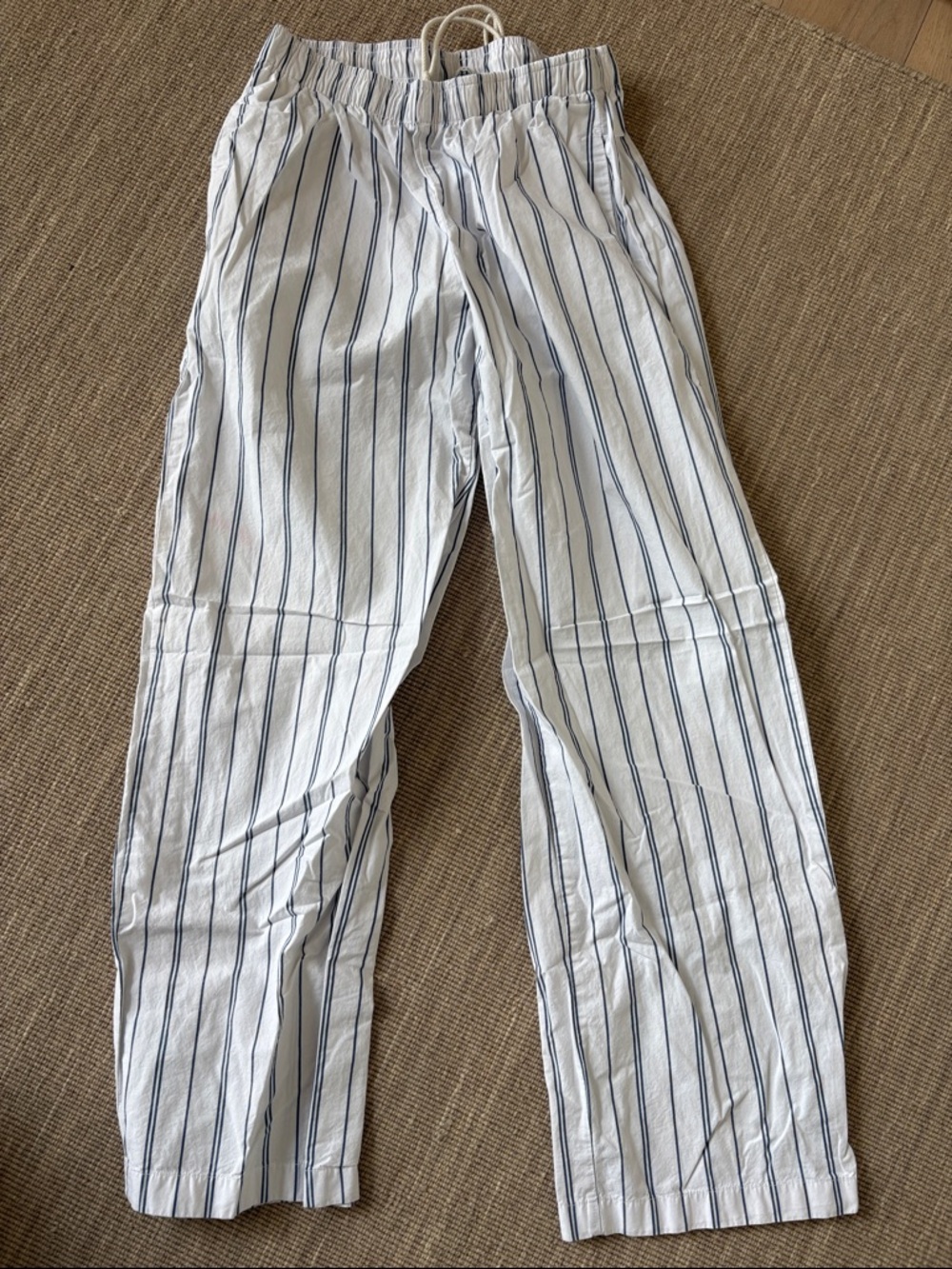Abercrombie & Fitch White Pants with Navy Pinstripes